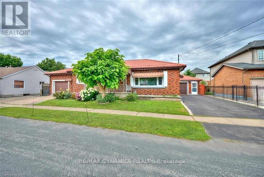 Property Photo: 6299 Murray Street ON L2G 2K8
