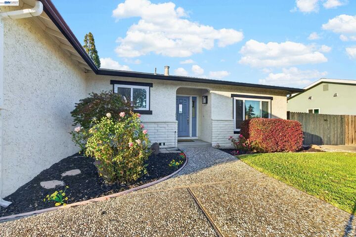Property Photo: 9792 Broadmoor Dr CA 94583