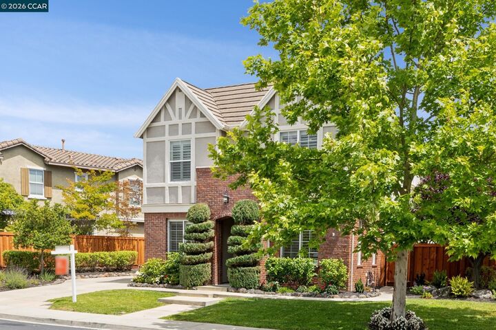 Property Photo:  2231 Genoa St  CA 94506 