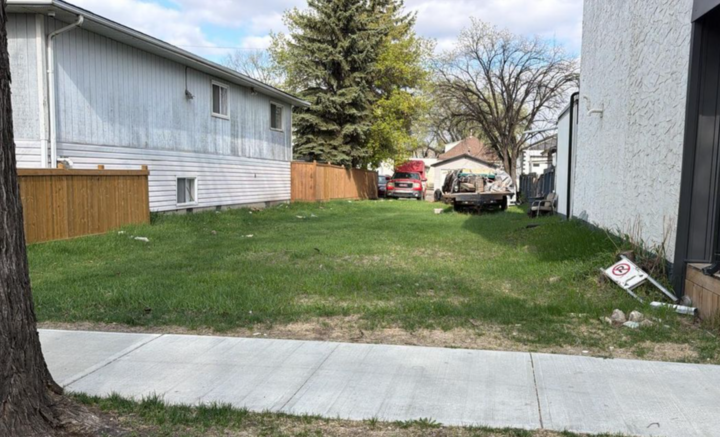Property Photo:  119 Street  AB T5E 5M2 