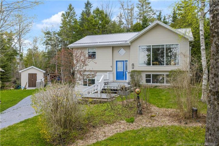 Property Photo: 38 Kingsway Drive NB E2G 1C1