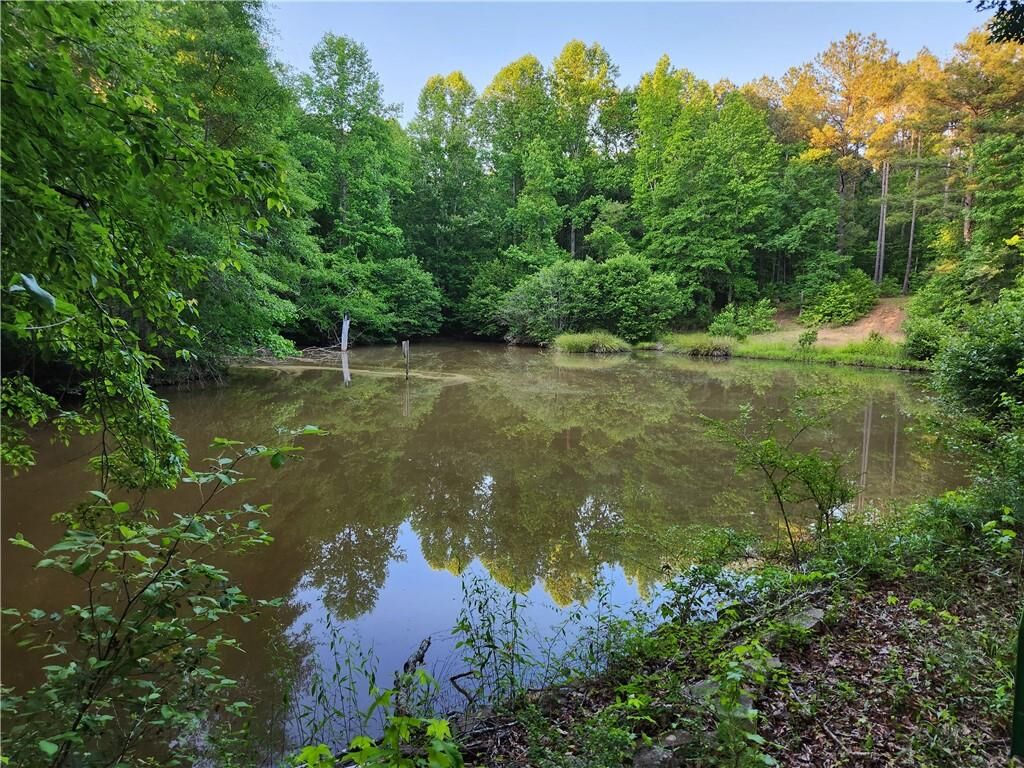 Property Photo:  840 Amelia Road  GA 30248 