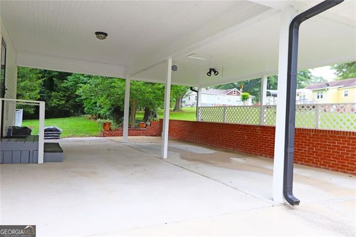 Property Photo: 405 Church Street GA 30110