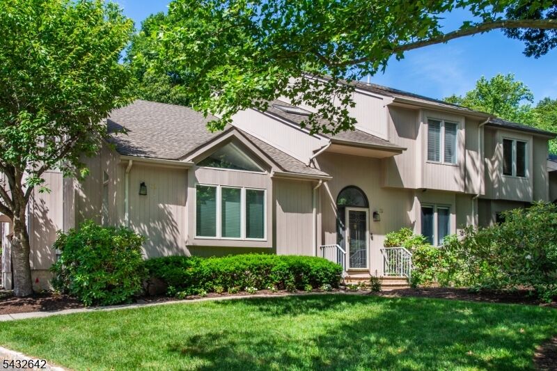 Property Photo: 32 Robinhood Dr 32 NJ 07046