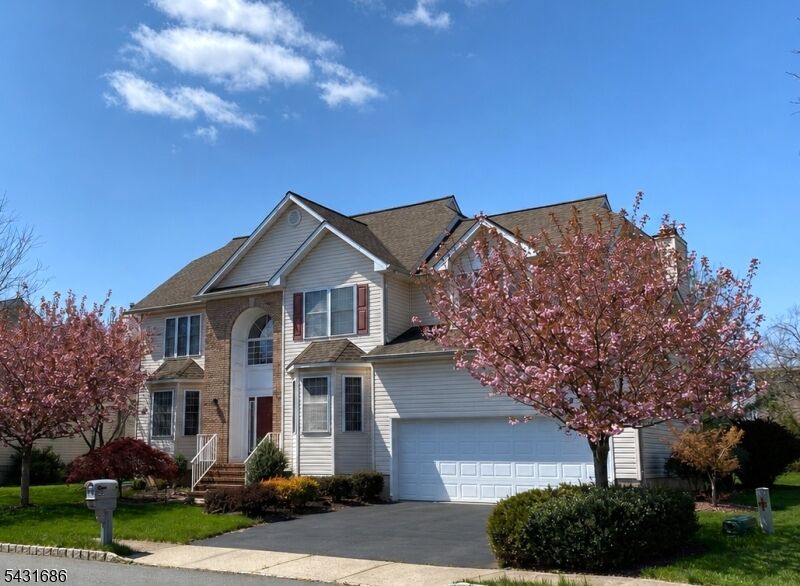 Property Photo: 22 Muirhead Ct NJ 08502