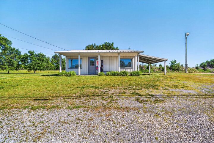 Property Photo:  101 N US Hwy 60  KY 42462 