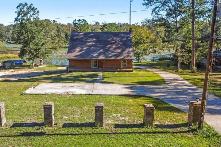 Property Photo: 10482 Lake Shore Drive TX 77303