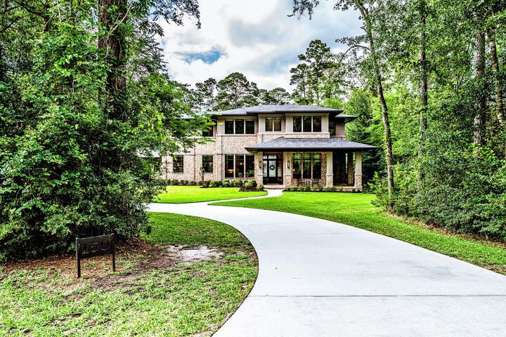 Property Photo:  150 Autumn Way  TX 77320 