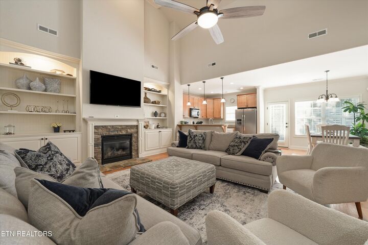 Property Photo:  1710 Cottage Wood Way  TN 37919 