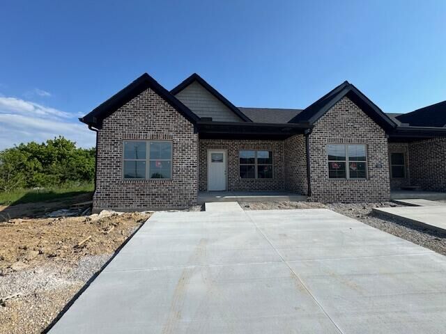 Property Photo:  836 Ridgewood Drive 6  KY 40403 