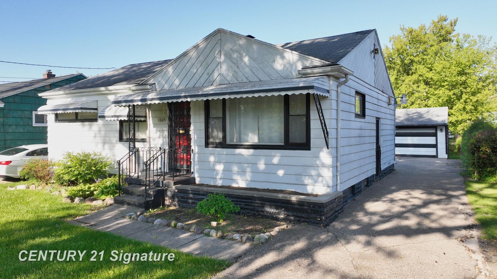 Property Photo: 1847 Barks Street MI 48503