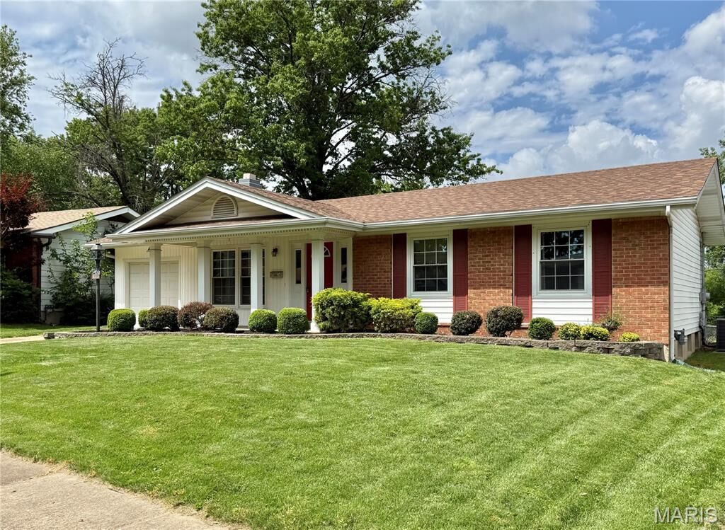 Property Photo:  1489 Brenthaven Lane  MO 63031 