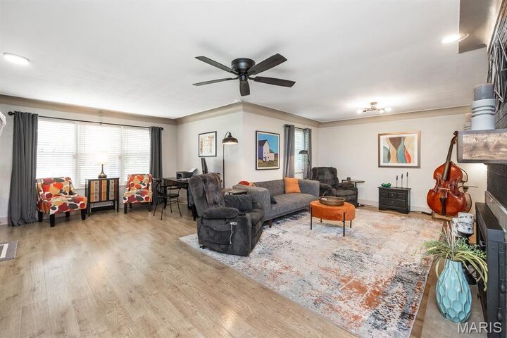 Property Photo:  214 Winthrop Drive  IL 62221 