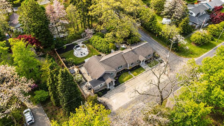 Property Photo:  955 W Center Street  MI 49406 