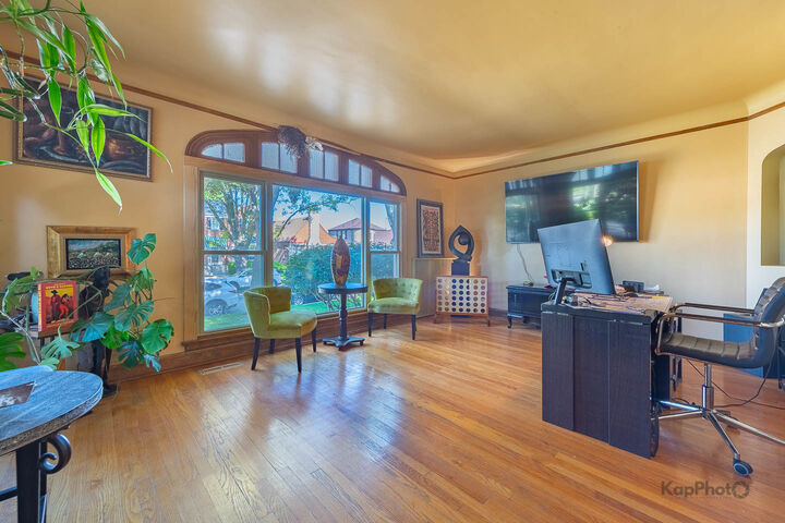Property Photo:  1701 N Rutherford Avenue  IL 60707 