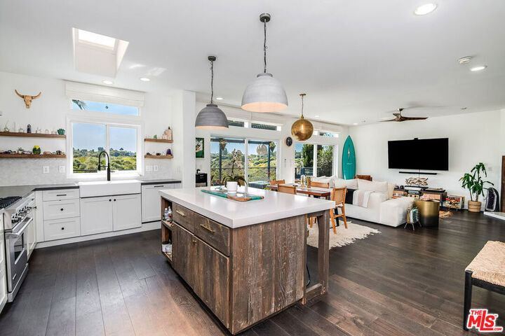 Property Photo:  29500 Heathercliff Rd. 106  CA 90265 