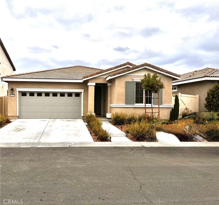 Property Photo:  1744 Plume  CA 92583 
