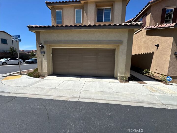 Property Photo: 27366 Basalt Way CA 92555