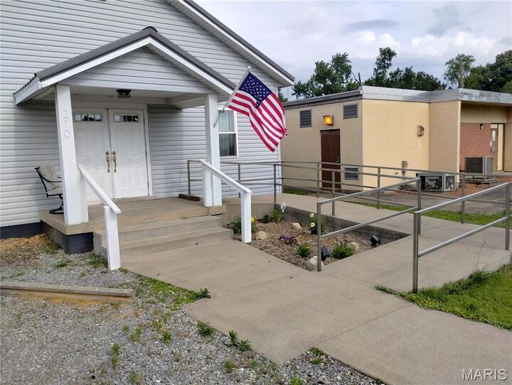 Property Photo:  210 Wilson Street  MO 63744 