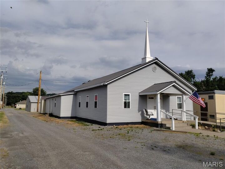 Property Photo: 210 Wilson Street MO 63744