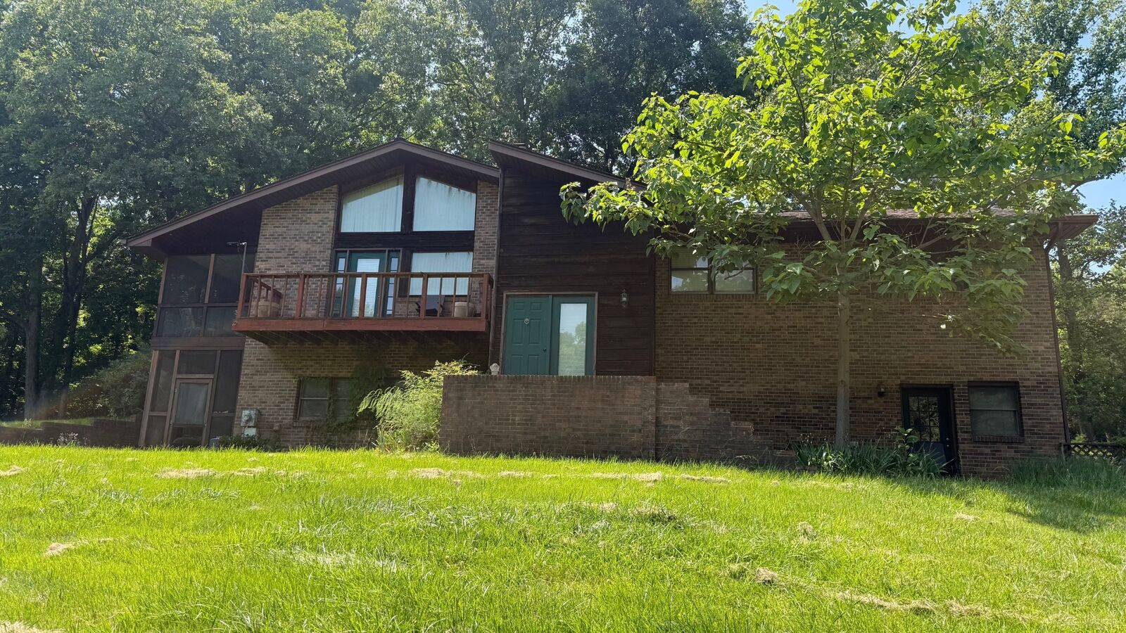 Property Photo: 5260 New Cut Rd TN 37073