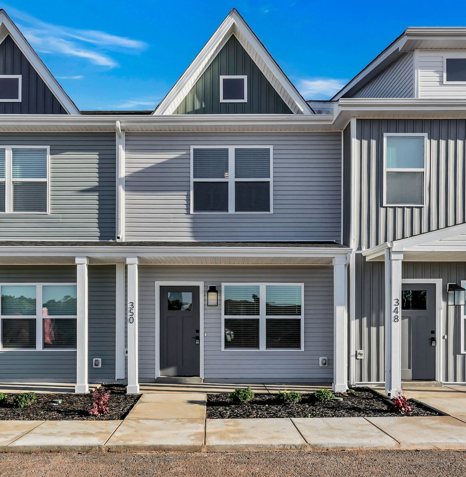 Property Photo: 344 Front Ridge Cir TN 37040