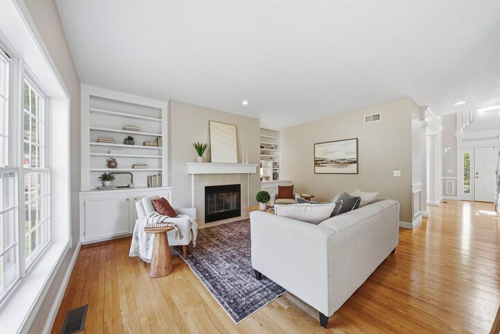 Property Photo:  28 Rosegate Farm Drive  NH 03109 