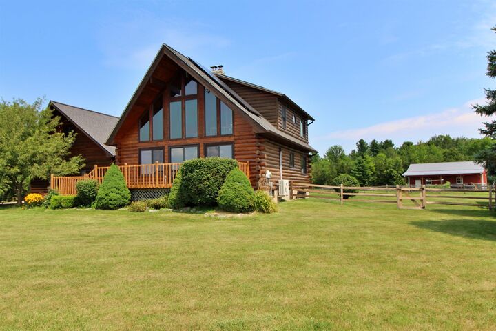 Property Photo: 8 Maynard Court VT 05458