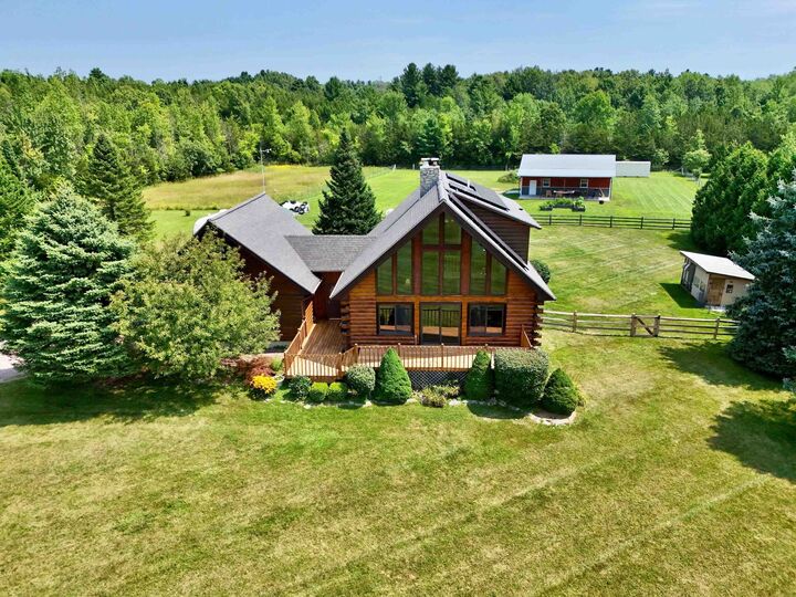 Property Photo: 8 Maynard Court VT 05458