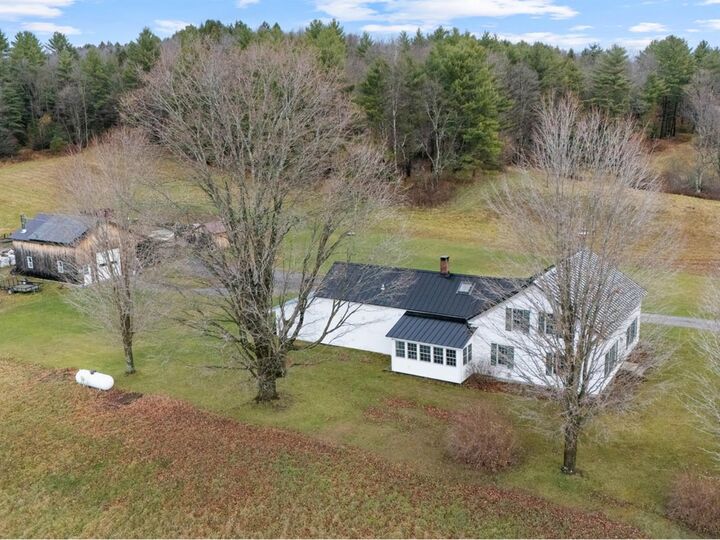 Property Photo: 405 Brookside Road VT 05494