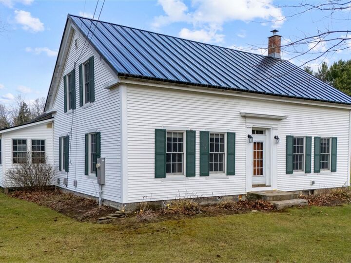 Property Photo: 405 Brookside Road VT 05494