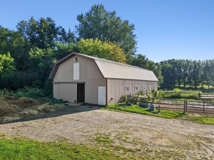 Property Photo:  21156 Vernon Avenue  MN 55372 