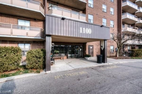 Property Photo:  1100 Courtland Avenue E 610  ON N2C 2H9 
