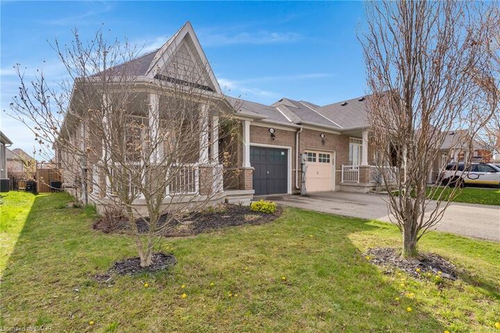 Property Photo: 644 Baldwin Crescent ON N4T 0G5