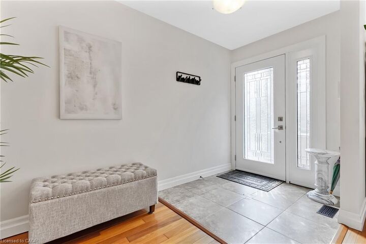 Property Photo:  286 Normandy Avenue  ON N2K 1X7 
