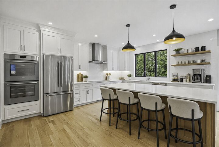 Property Photo:  18 Avon Circle  MA 02494 