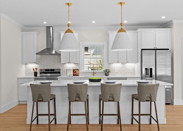 Property Photo:  37 Summer Street 37  MA 02474 