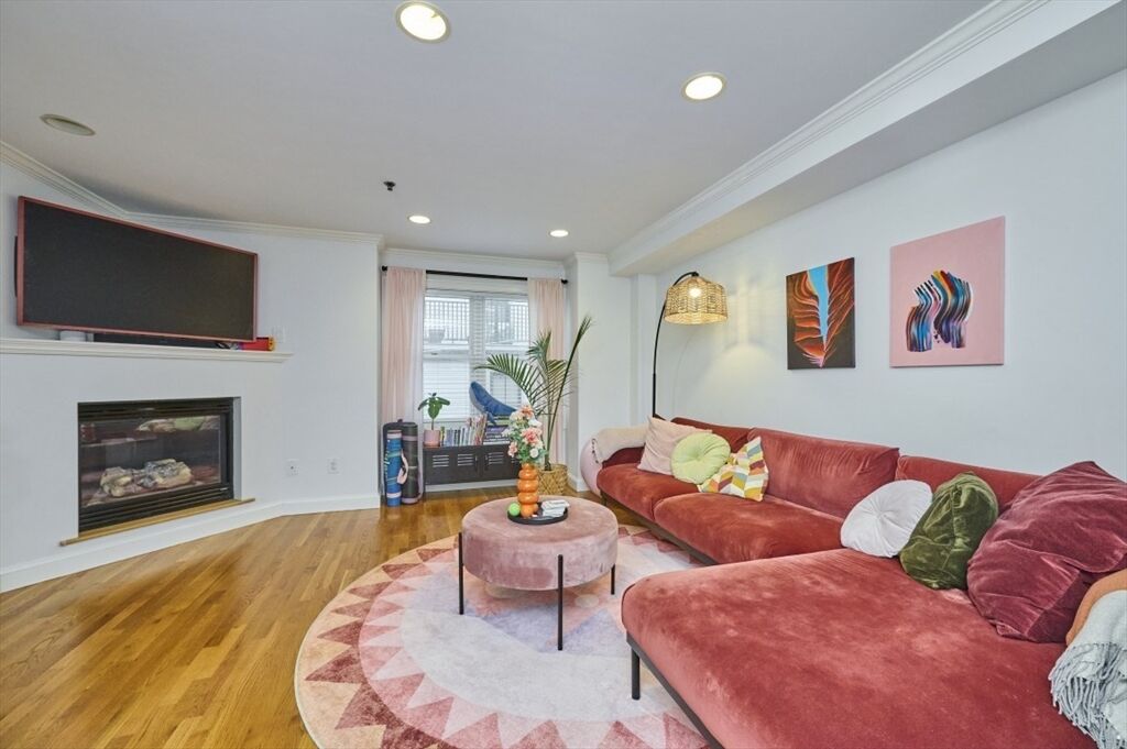 Property Photo:  99 Bolton St Th  MA 02127 