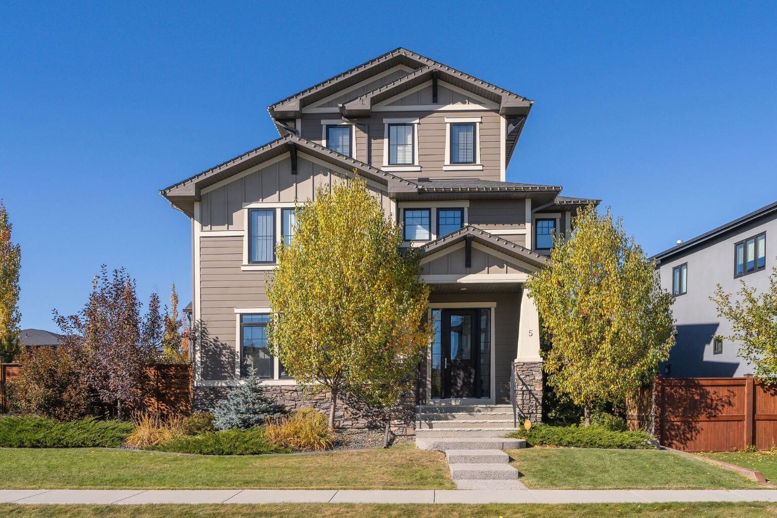 Property Photo:  5 Arrowleaf Landing  AB T3Z 0C5 