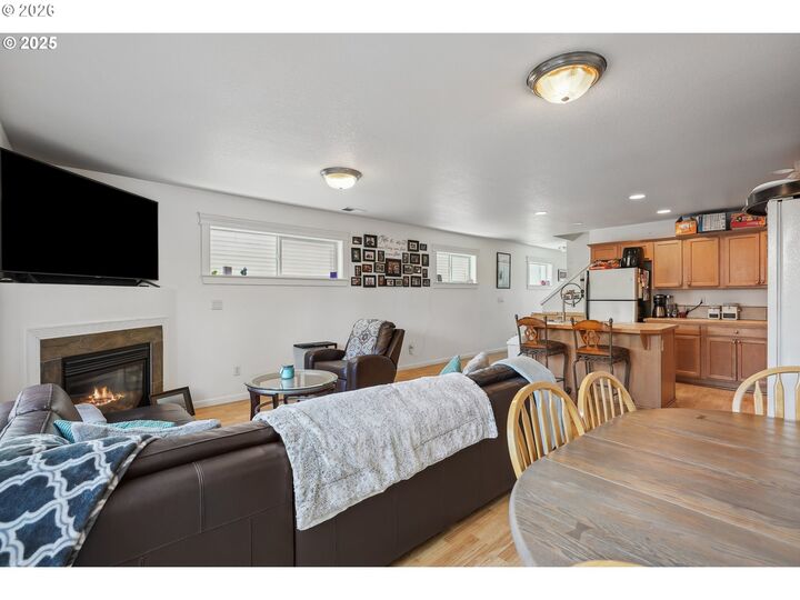 Property Photo:  12631 SE Division St  OR 97236 