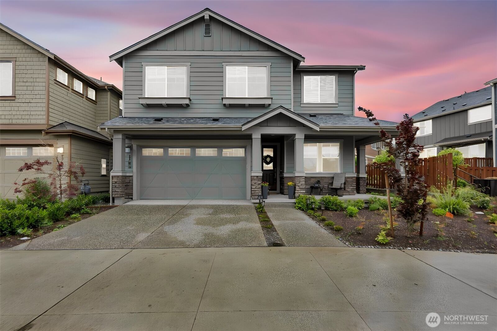 Property Photo:  1703  14th Place NE  WA 98029 