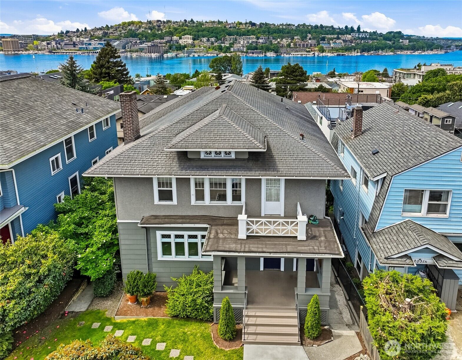 Property Photo: 2025 Boylston Avenue E WA 98102