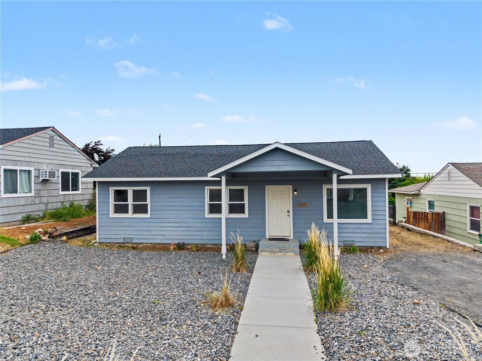 Property Photo: 222 Mocliff Road WA 98823