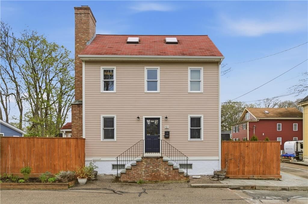 Property Photo:  51 Callender Avenue  RI 02840 