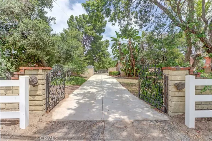 Property Photo:  435 E Baseline Road  CA 91773 