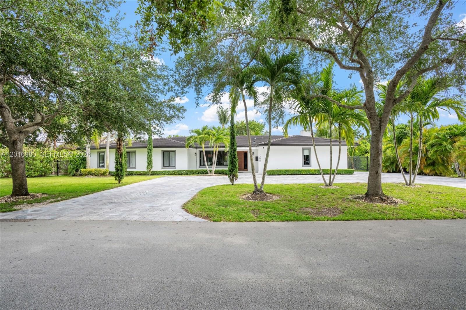 Property Photo: 7200 SW 107th Ter FL 33156