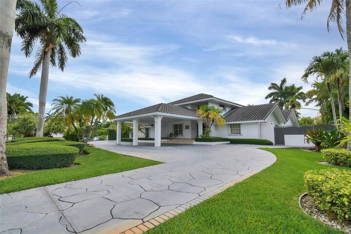 Property Photo:  3401 SW 129th Ave  FL 33175 