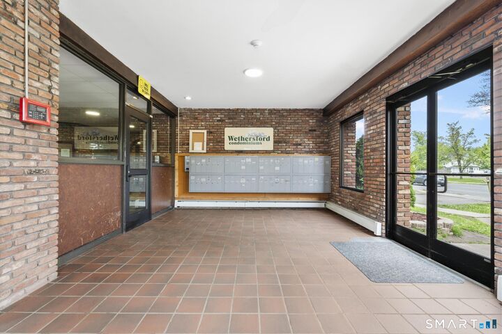 Property Photo: 755 Wethersfield Avenue C11 CT 06114