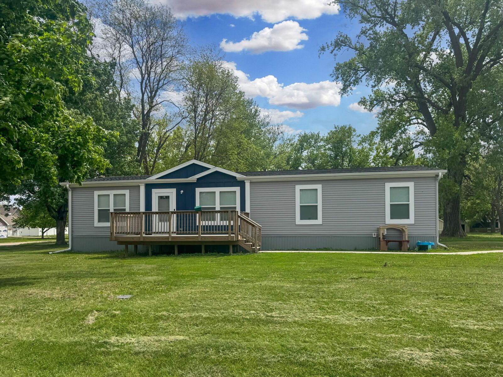 Property Photo: 303 Marble Street IA 51040