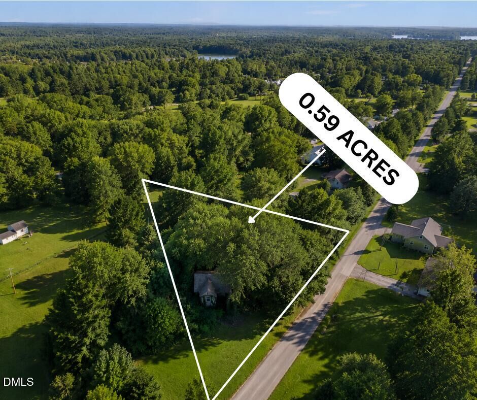 Property Photo: 1200 E High Street NC 27855